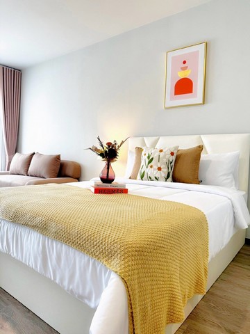 ให้เช่าคอนโด Rich Point @ BTS วุฒากาศ  วิวสระว่ายน้ำ เดินทางสะดวก ติด BTS วุฒากาศ 0 เมตร /ใกล้ MRT Interchange บางหว้า