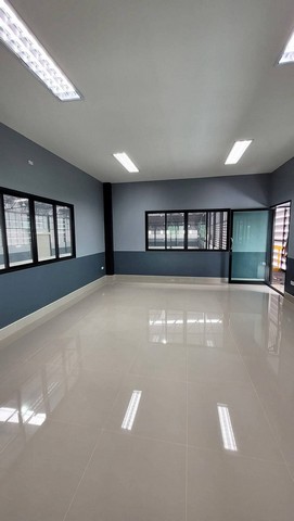 ขายเช่าโรงงาน อยู่ในเขต EEC พนัสนิคม ชลบุรี ใกล้นิคมอุตสาหกรรมอมตะนคร 6-8 กม.ติดวงแหวนพนัสนิคมใหม่