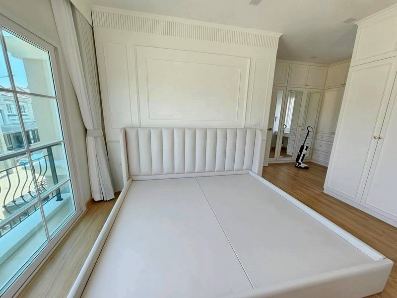 ให้เช่าบ้านเดี่ยวหรู 2 ชั้น Golden Neo สุขุมวิท ลาซาล 113 พร้อมเฟอร์นิเจอร์ พื้นที่ 53 ตรว 4นอน 4น้ำ ติดสวน สนามเด็กเล่น - ghd000575R