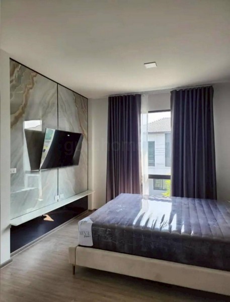 ให้เช่าบ้านเดี่ยว 2 ชั้น แกรนด์ พลีโน่ สุขุมวิท บางนา 3นอน 4น้ำ สไตล์บ้านตกแต่งแนว Modern Classic เรียบหรู - ghd000574R