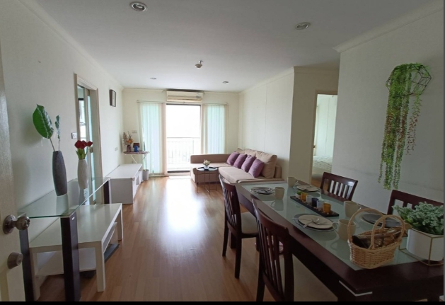 ให้เช่าคอนโด ลุมพินี เพลส นราธิวาส เจ้าพระยา  68 ตรม มี 2 นอน 2 น้ำ