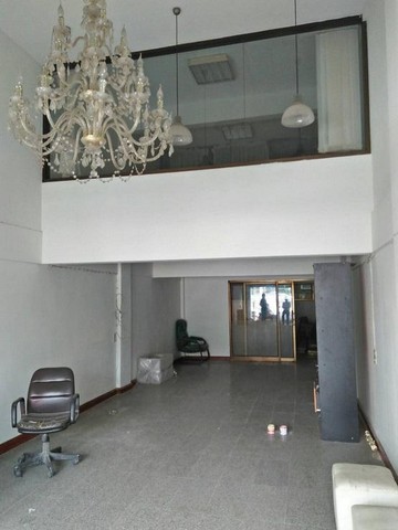 ให้เช่าอาคารพาณิชย์4.5ชั้น300ตรม.ย่านศรีนครินทร์ริมถนนศรีนครินทร์ ใกล้MRTสวนหลวง,MRTศรีอุดม พาราไดซ์ ข้างสำนักงานที่ดิน