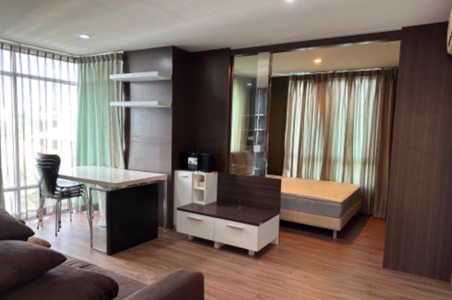  ให้เช่าคอนโด เอเทรี่ยม พหลโยธิน สุทธิสาร  เฟอร์นิเจอร์ พร้อมเข้าอยู่