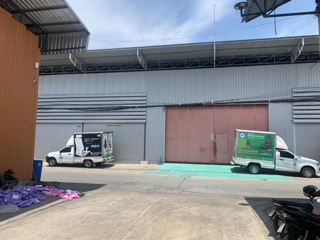 ขายบ้านเดี่ยว 2 ชั้น สร้างใหม่ พร้อมเข้าอยู่ โครงการบ้านอบอุ่น อำเภอบางบัวทอง จังหวัดนนทบุรี