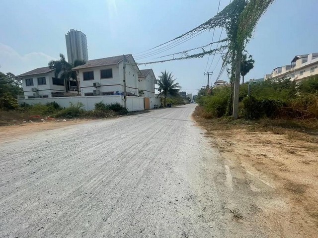 ขายที่ดินแปลงสวยมากใกล้หาดจอมเทียนเข้าออกได้ 2 ทาง ตำบลหนองปรือ  อำเภอบางละมุง  จังหวัดชลบุรี