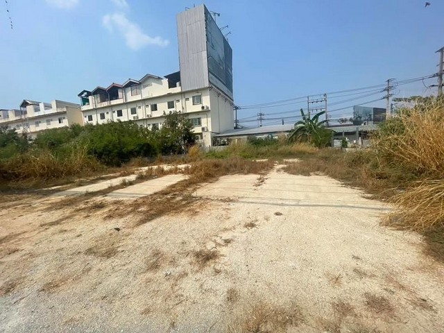 ขายที่ดินแปลงสวยมากใกล้หาดจอมเทียนเข้าออกได้ 2 ทาง ตำบลหนองปรือ  อำเภอบางละมุง  จังหวัดชลบุรี