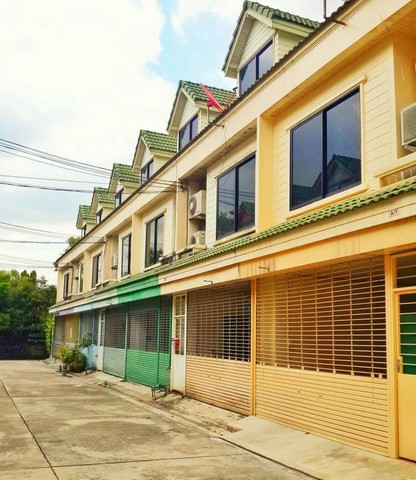 ให้เช่าทาวน์โฮม3ชั้นย่านลาดพร้าว69ใกล้MRTลาดพร้าว71Big-C ลาดพร้าว เลียบทางด่วน บดินทรเดชา 3