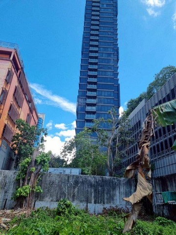 ขายด่วนที่ดินเปล่า  ทำเลทอง สาทรใต้ เนื้อที่ 106 ตร.วา. ซ.เจริญราษฏร์1 แยก 1  ใกล้ BTS สุรศักดิ์ ย่านธุรกิจ กรุงเทพมหานคร