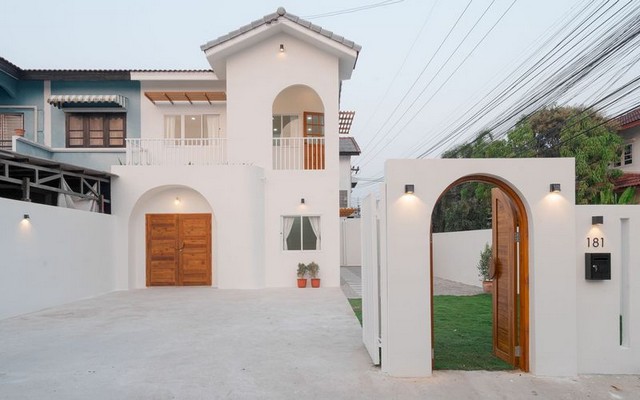 ลดราคาขายทาวน์โฮมหลังมุม มีพื้นที่สวน สันผักหวาน หางดง 