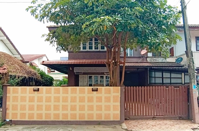 รร.นานาชาติสยาม 1.4 กม. ฟิวเจอร์พาร์ค รังสิต 4.6 กม. ให้เช่าบ้านเดี่ยว 2 ชั้น 41 ตร.วา.220 ตร.ม ตลาดพระรูปคลอง 2 1.8 กม