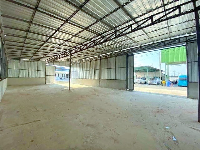 ตลาดสดมหาชัยเมืองใหม่ 1.5 กม รร.บางน้ำจืด 3.1 กม.โกดัง ก่อสร้างใหม่  214 ตร.ม. 60ตร.วา. น้ำไม่ท่วม รร.บางน้ำจืด 3.1 กม จอดรถสะดวก.