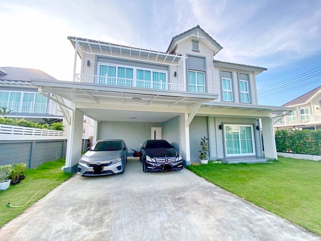 ขายขาดทุนจำเป็นต้องใช้ 4-5นอน ตลาดบางปูใหม่ 5.9กม. ขายคฤหาสน์เดี่ยวใหญ่ที่สุด 2ชั้น หลังมุม อยู่หน้าสวน 79 ตร.วา.220 ตร.ม  4กม.พร้อมเฟอร์