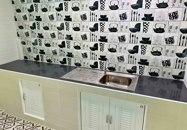 ขายบ้านดีบ้านสวยราคาถูกหนองไม้แดงชลบุรี ม.แสงบรรพต หนองไม้แดงชลบุรี ทาวน์เฮ้าส์ ชั้นเดียว  ✴️บนพื้นที่  21.5  ตรว. ✴️ขนาด  2 นอน  1 น้ำ