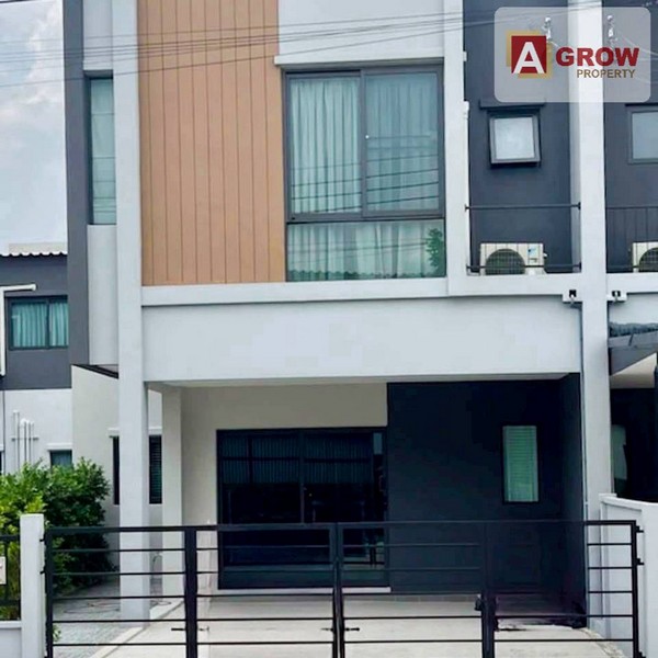 ให้เช่าทาวน์โฮมพลีโน่ สุขุมวิท-บางนา 2 หน้าบ้านเป็นสนาม เฟอร์ครบ ตกแต่งพร้อมอยู่