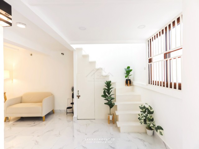 ขายทาวน์เฮ้าส์ 2 ชั้น รีโนเวทใหม่ 22 ตรว. หมู่บ้านเฟรนชิฟ มัยลาภ Minimal Style เข้าได้ทั้งเกษตรนวมินทร์ ถนนรามอินทรา 14