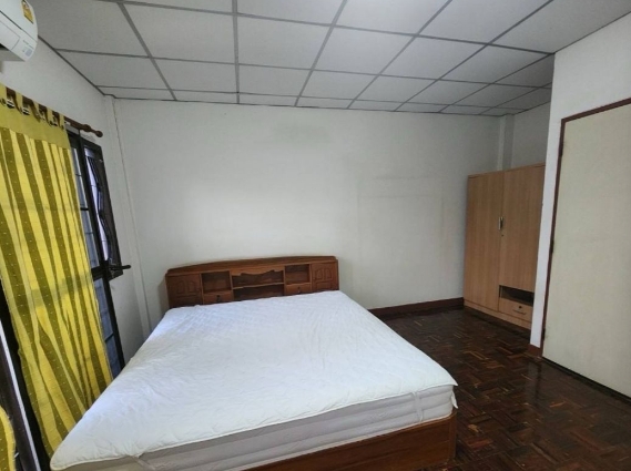 ให้เช่าทาวน์โฮม 2 ชั้น โครงการโชคชัยปัญจทรัพย์ รามคำแหง 184