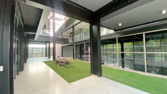 ขาย/เช่า สำนักงาน 2 ชั้น  2,000 ตร.ม. รีโนเวทใหม่ ใกล้ MRT แบริ่ง   ศรีด่าน22   พัฒนาชุมชน1  ศรีนครินทร์