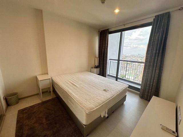 Rhythm Sukhumvit 42 spacious quiet safe 20th floor BTS Ekkamai