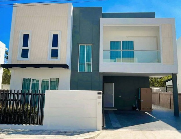 ให้เช่าบ้านใหม่ 2 ชั้น สไตล์โมเดิร์น ตกแต่งสวย โครงการ ปาล์มวิลล์ ช้างเผือก