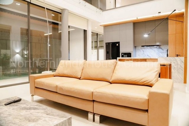 พูลวิลล่าสร้างใหม่ 2 ชั้น วิวดอยสุเทพ 4ยูนิคเท่านั้น โซนเจ็ดยอด