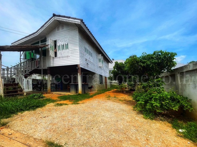 บ้านเดี่ยว ซอยบ่อนไก่ 4 สัตหีบ - ชลบุรี ใกล้ทะเล กลางอำเภอสัตหีบ