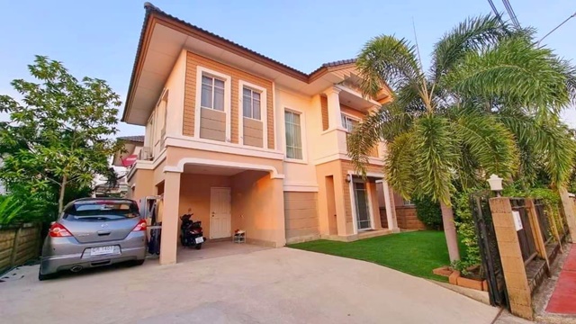 Mega Bangna 5.8กม.​ นานาชาติสิงคโปร์ สุวรรณภูมิ 3.5 กม.​ 4 แอร์  เฟอร์ คชฟฟ ครบ ให้เช่าบ้าน กิ่งแก้ว-หนามแดง  52ตร.วา 155 ตร.ม.​ 3นอน 2น้ำ​