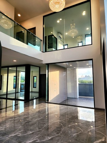 ขายบ้านใหม่พร้อมเข้าอยู่ เนื้อที่ 96 ตรว ใกล้เซนทรัลนครปฐม ทำเลดี บ้านเลขที่มงคล ติดทางสาธารณะ 2 ฝั่ง หันหน้าทิศใต้ลมดี