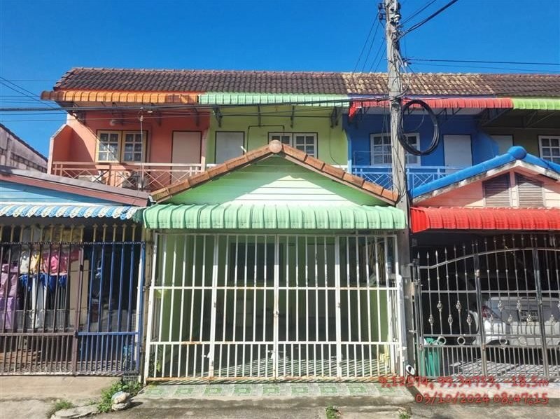 ขายทาวน์เฮ้าส์มือสองเมืองสุราษฎร์ธานี จังหวัดสุราษฎร์ธานี โครงการ เพชรวิลล่า 2