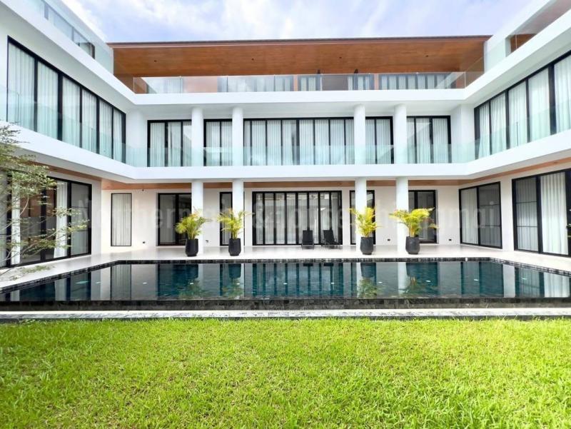 พูลวิลล่าสุดหรู #ราชพฤกษ์ 88 ล้าน 391 ตรว. #สไตล์โมเดิร์นลักชัวรี่ บ้านหลังใหญ่ แบ่งเป็นสัดส่วนอย่างลงตัว ทุกพื้นที่ในบ้านใช้ประโยชน์ได้จริง