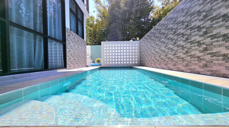 พูลวิลล่าให้เช่า 75,000 บาท/เดือน 5 นอน 6 น้ำ100 ตรว. บ้านพูลวิลล่า 2 ชั้น หลังใหญ่ #น้ำแพร่ #หางดง #เฟอร์นิเจอร์บางส่วน พร้อมเข้าอยู่ได้เลย