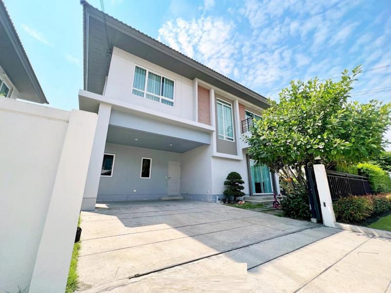 HR 5995 ให้เช่าบ้านเดี่ยว 2 ชั้น ไลฟ์ บางกอก บูเลอวาร์ด รังสิต ถนนรังสิต นครนายก