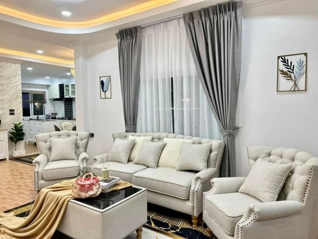 บ้านเดี่ยวตำบลโป่ง ติดถนนเส้น 36  ตกแต่งครบ พร้อมเฟอร์นิเจอร์ FP-H0377