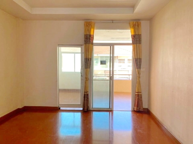 บิ๊กซี กัลปพฤกษ์ 300ม. MRT ภาษีเจริญ 2.2 กม.ให้เช่าทาวน์เฮ้าส์ 3 ชั้น 219ตร.ม.19ตร.วา.บรรยากาศร่มรื่น  3 นอน 4 น้ำ ตลาดฮอลแลนด์ 1.6 กม.