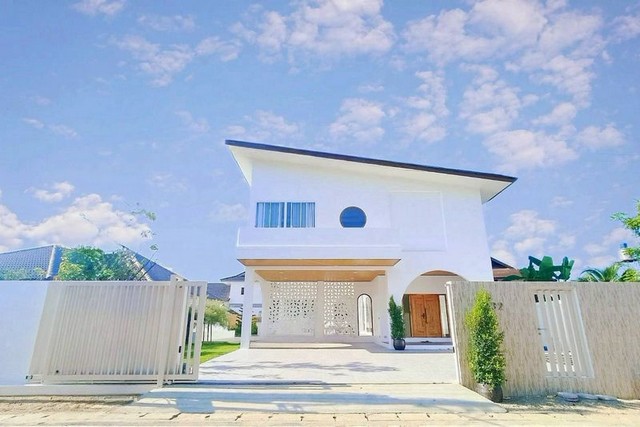 พูลวิลล่าสร้างใหม่ 2 ชั้น ป้องกันแผ่นดินไหว หนองผึ้ง สารภี 