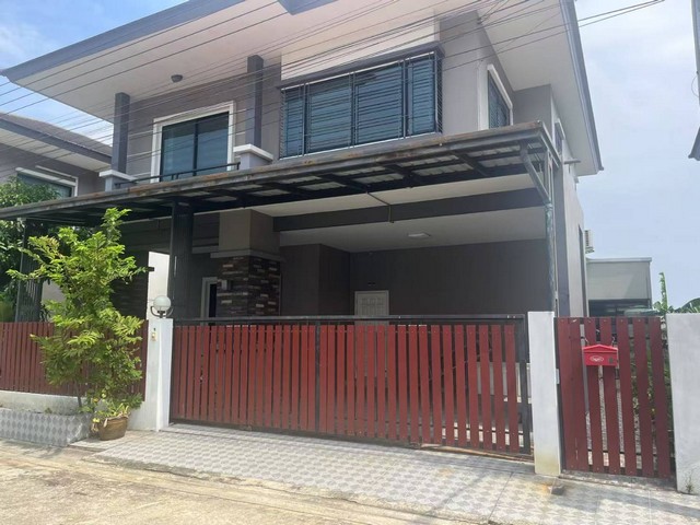 ให้เช่า เฮ้าส์ เดอะฮัมบูร์ก ถ. หทัยราษฎร์ บ้านเดี่ยว 2 ชั้น  56 ตรว  4 ห้องน้อน 3 ห้องน้ำ 1ห้องครัว 1ห้องโถง   แอร์ 5 ตัว 