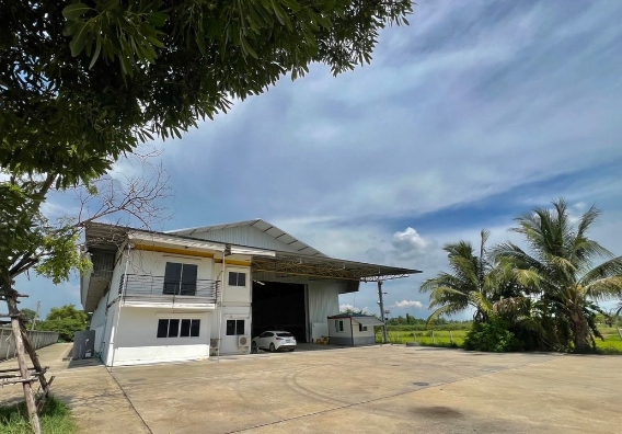 ให้เช่าและขาย โกดัง พื้นที่สีม่วง ขนาด 1,000 ตรม อ.ไทรน้อย นนทบุรี พร้อมสำนักงาน 2 ชั้น และที่พักคนงาน