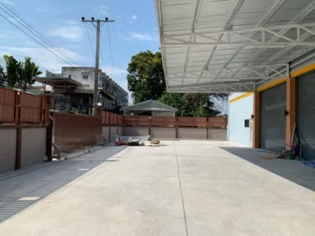 ให้เช่าโกดังคลังสินค้าสมุทรปราการ ที่ดิน 1-2-0ไร่  มีตู้คอนเทนเนอร์ติดแอร์ เป็นออฟฟิศสำนักงานให้