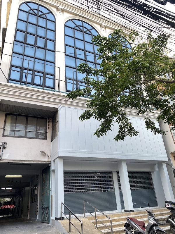 BH3564  ให้เช่าอาคารสำนักงาน 5 ชั้น ย่านสาทร 11 (เซนต์หลุยส์ ซอย 3) ใจกลางย่านธุรกิจ ทำเลทอง เดินถึง BTS 