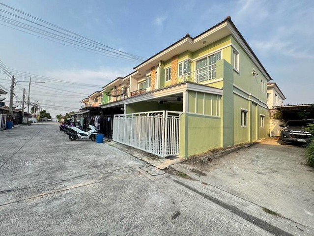 KDH0111 ขายทาวน์เฮ้าส์ ทรัพย์รุ่งเรืองซิตี้ 1 (พานทอง-บ้านเก่า) ขนาด 21 ตร.วา 2 ชั้น