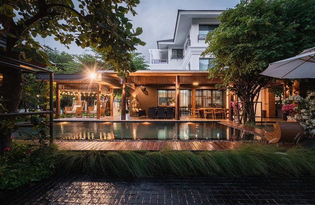 ขายบ้านเดี่ยวสร้างเอง3ชั้นย่านรามอินทราวัชรพลเลียบด่วนสุขาภิบาล5เขตบางเขน พร้อมสระว่ายน้ำพร้อมอยู่