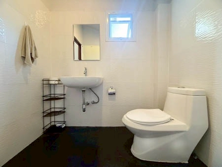 2-Bedroom Private House for Rent in Nathon Koh Samui Fully Furnished Quiet Location Just 1 KM from the Beach