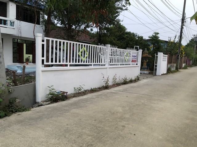 พฤษภาคมแห่งการซื้อทรัพย์สวย บ้านปูน 1 ชั้น ต.บางเลน อ.บางใหญ่ 100 วา แหล่งเจริญ  นนทบุรี เนื้อที่ ราคาคุยได้ค่ะ