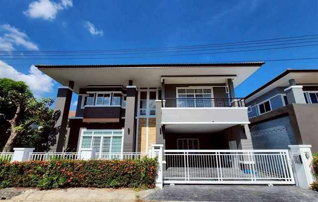 ให้เช่าบ้านเดี่ยว 2 หลังใหญ่  ในโครงการ กุลพันธ์วิลล์16 สันกำแพง 