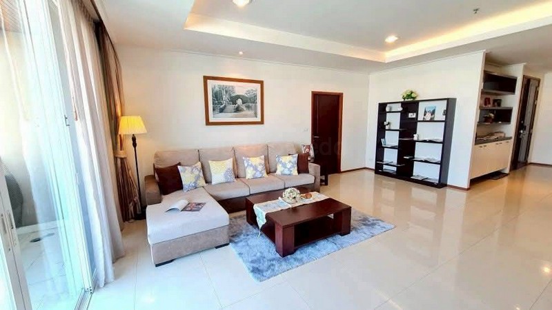 ให้เช่าห้องหรู Luxury ปิยะทิพย์ เพลส สุขุมวิท 39 ตกแต่งครบ พร้อมเข้าอยู่ ขนาด 289 ตรม 3ห้องนอน - ghd000585R