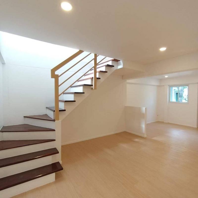 ลดถูกสุดๆ 1.1 ล.เท่านั้น 21 ตรว. #บ้านเอื้ออาทร #สันกำแพง บ้าน 2 ชั้น #รีโนเวทใหม่ #สไตล์มินิมอล ทำเลดี เดินทางสะดวก