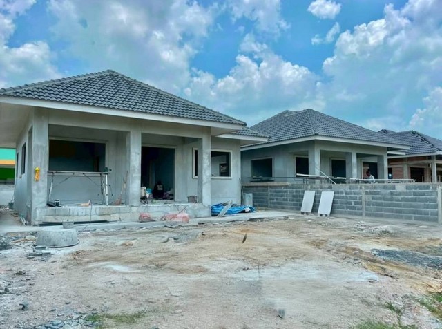 เปิดจองแล้วบ้านเดี่ยวหลังใหญ่บ้านบึงชลบุรี จองวันนี้ลดทันที หลายแสนบาท  84.ตรว. สวยราคาถูก 