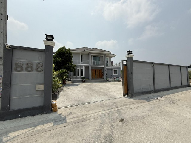 ขายบ้านเดี่ยว 2 ชั้นพร้อมที่ดิน 322 ตร.ว. เพชรเกษม 126 อ้อมน้อย สมุทรสาคร 