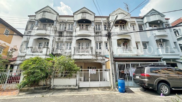 P1 ทาวน์โฮม บ้านสวนกลางเมือง 2 ซอยวัดกำแพง นนทบุรี ราคาถูก