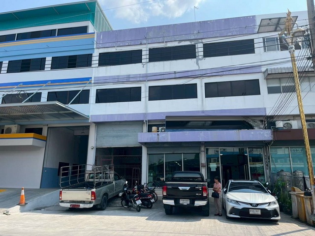 ขายอาคารมินิแฟคตอรี่ ซอยกิ่งแก้ว 30  Line: @katagent