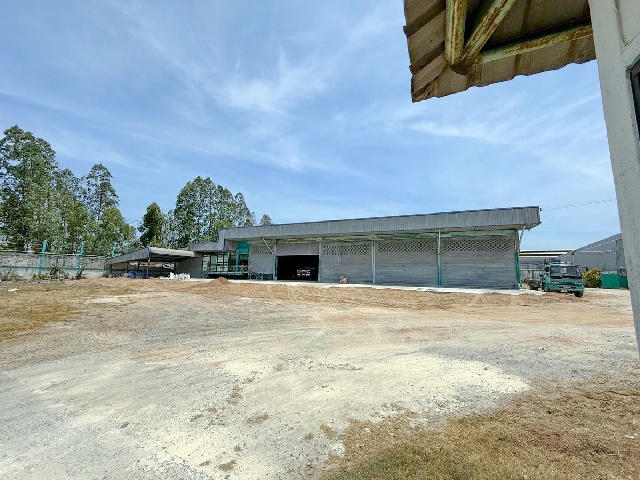 ตลาดมหาชัย 3 กม. คลัง7-11 ถ.พระราม 2 ให้เช่าโรงงาน 2 ชั้น 2 ไร่ 2 งาน  ปตท.เกตุม วัดเกตุมดี 1,700ตร.ม.